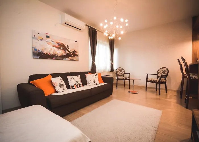 Apartman Ilunion I *